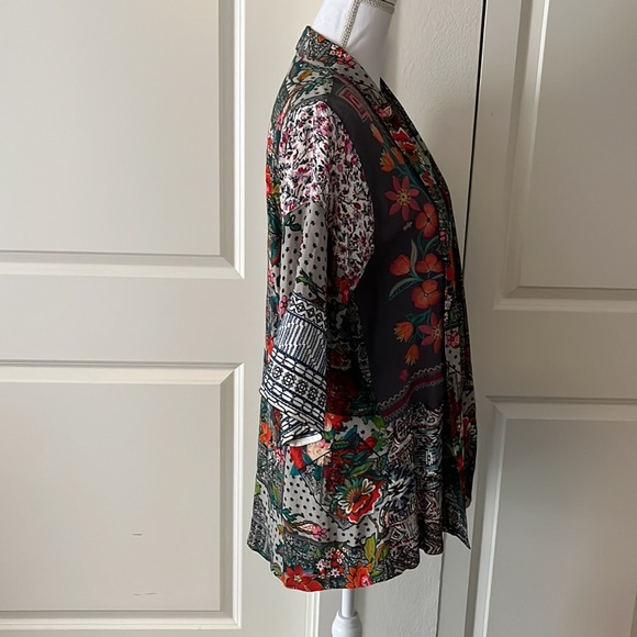 Vincente Boho Multicolor Tie-Front Top - Picture 8 of 14